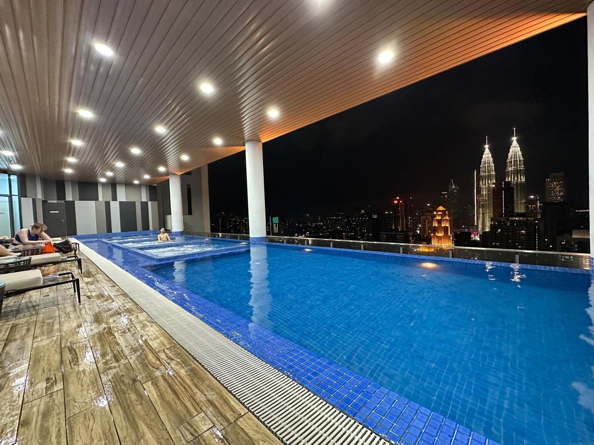 Vortex Suites Klcc Della Куала Лумпур Екстериор снимка